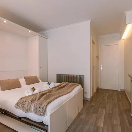 Huswell - Warm With Sea And New Casino View شقة