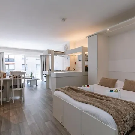 Huswell - Warm With Sea And New Casino View *